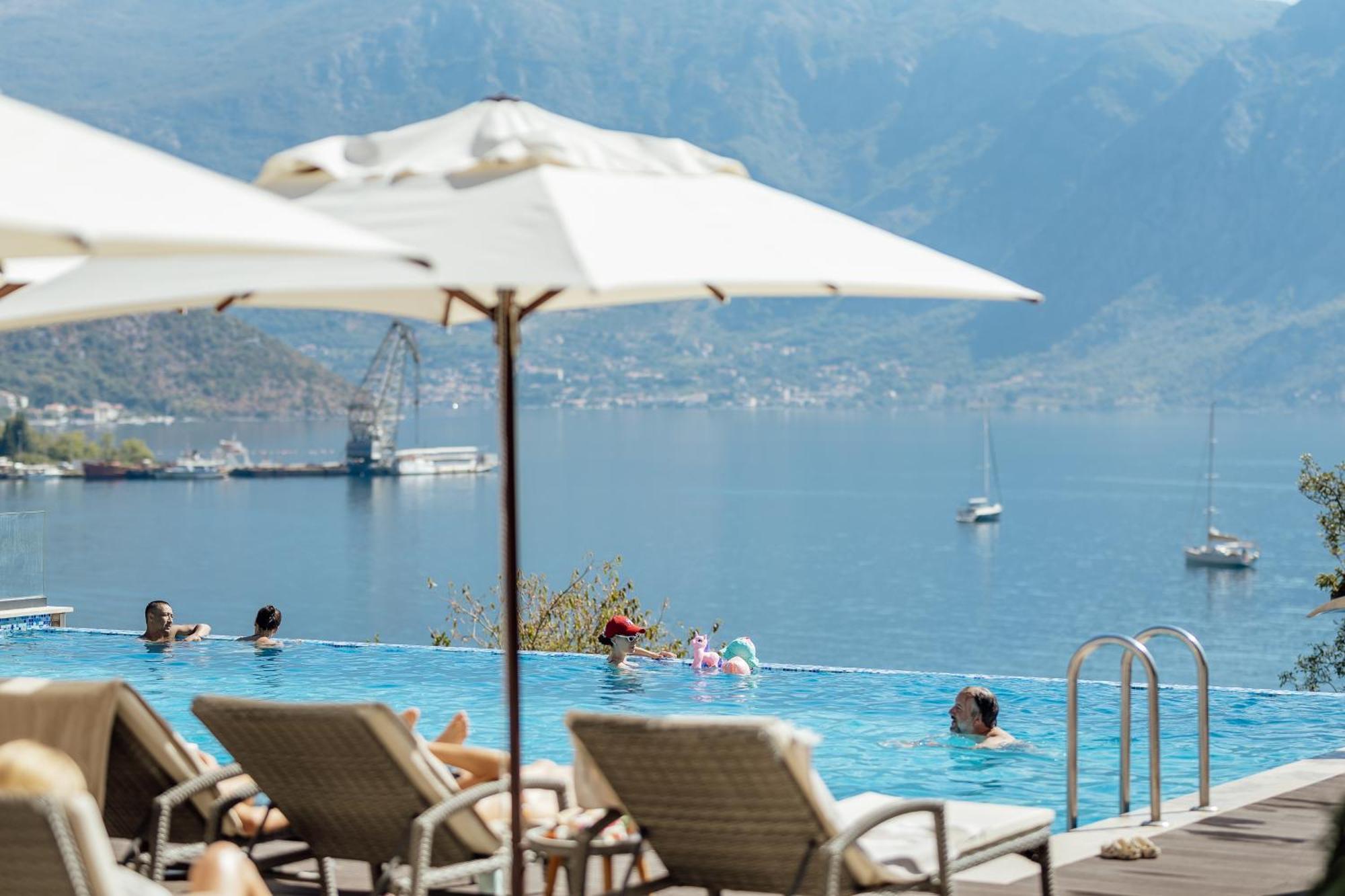Bellezza Resort & Spa Kotor Exterior photo